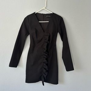 Zara Black Structured Longsleeve Mini Dress